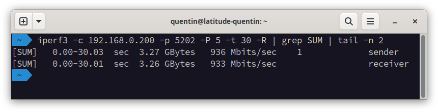 Capture d&rsquo;écran d&rsquo;un terminal montrant une mesure de débit, réalisée grâce au logiciel iperf3